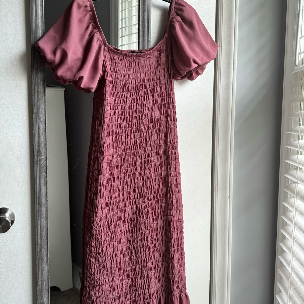 Midi length textured fitted dress